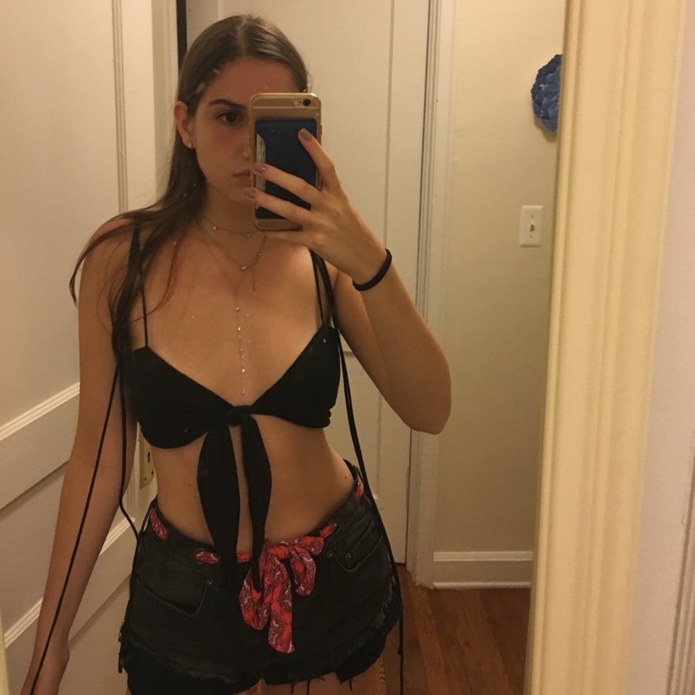 Princess polly tie top with hanging strings